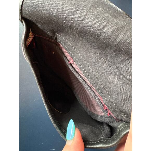 Vintage Rare Purple Dooney & Bourke Mini Cavalry Crossbody Punk Goth Bag - Picture 9 of 11